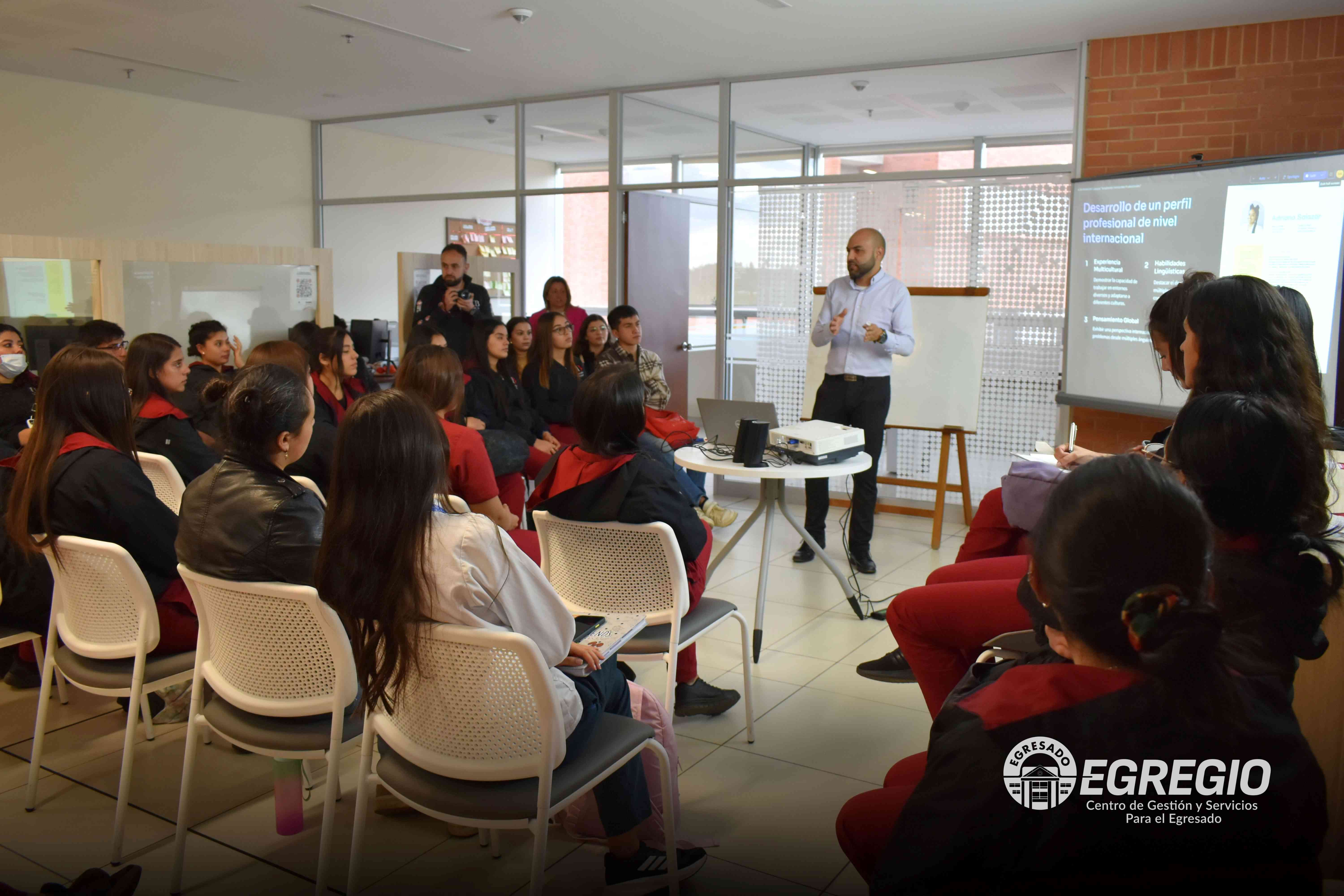 IV Ruta de Inmersión Laboral - Taller 01 "Ampliando Horizontes Profesionales"