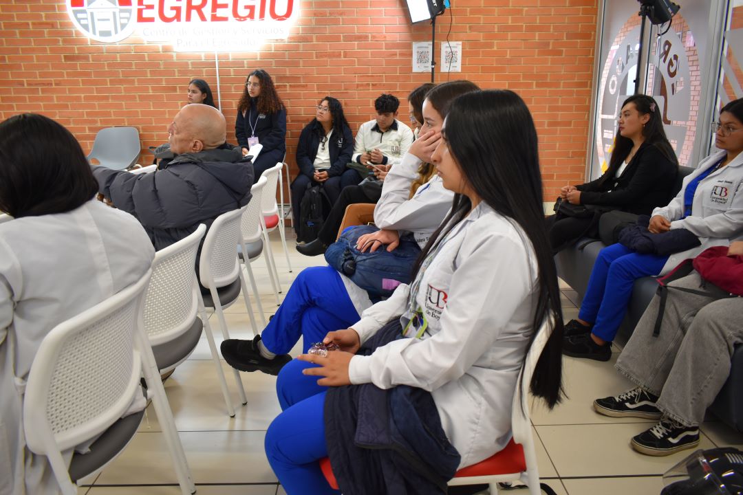 ¡Activa tu potencial! “La importancia de la identidad gráfica y fotografía en el perfil profesional”