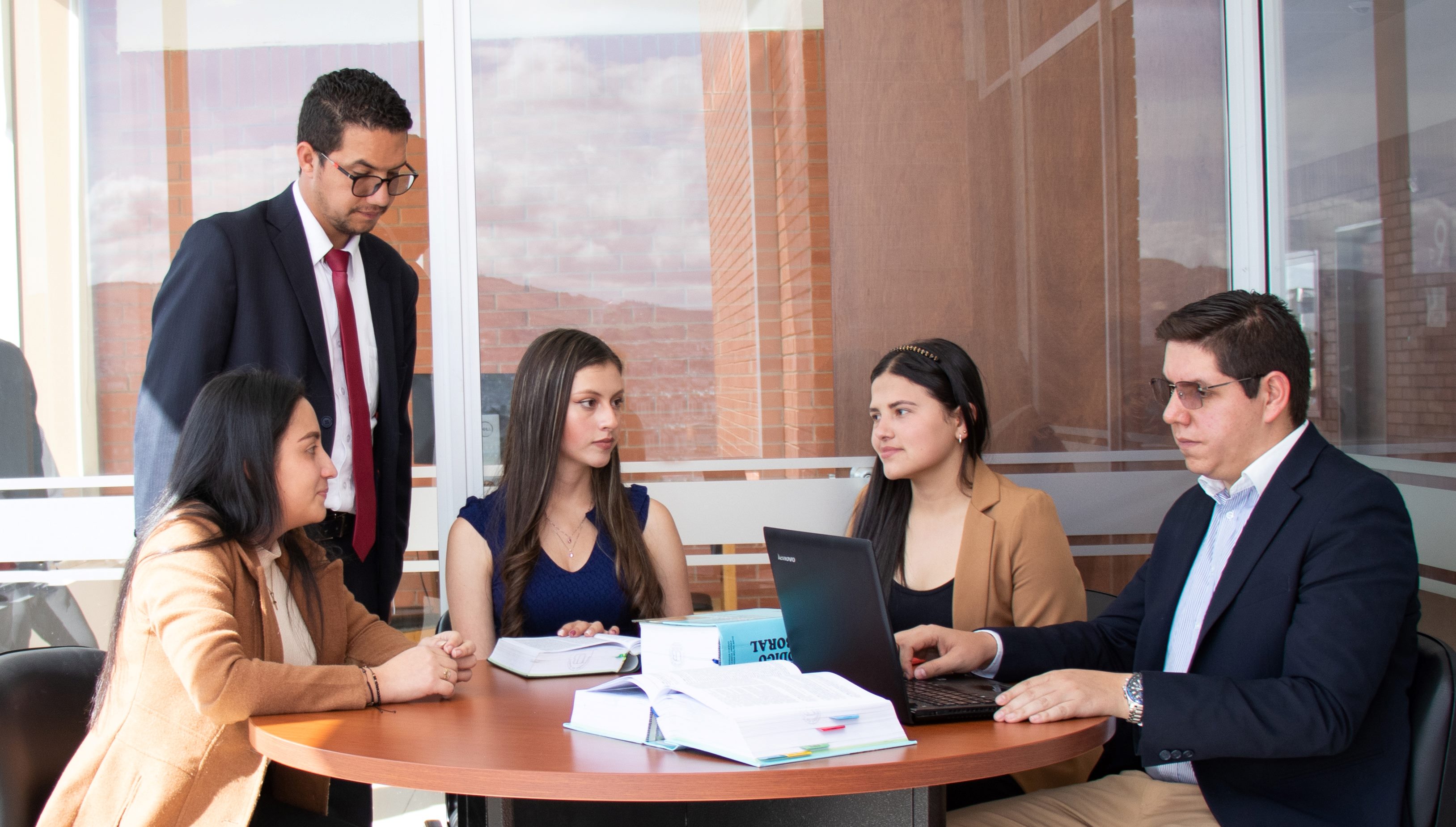 Exámenes preparatorios del Programa de Derecho y Ciencias Políticas