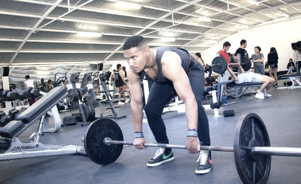 El servicio de gimnasio continúa en mantenimiento