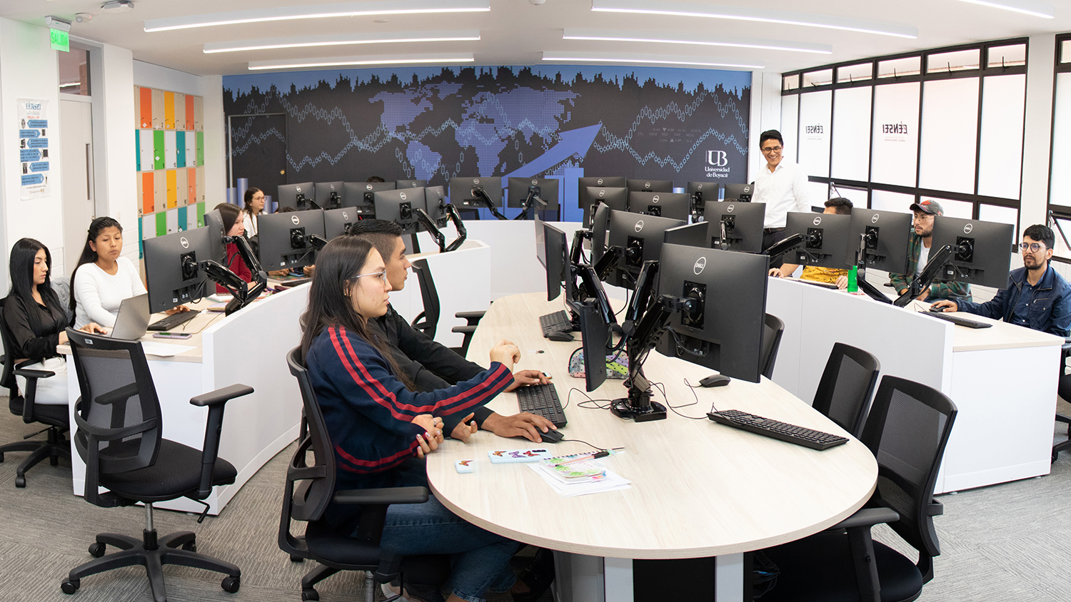 Centro de Simulación Gerencial y de Operación Bursátil - CENSEI