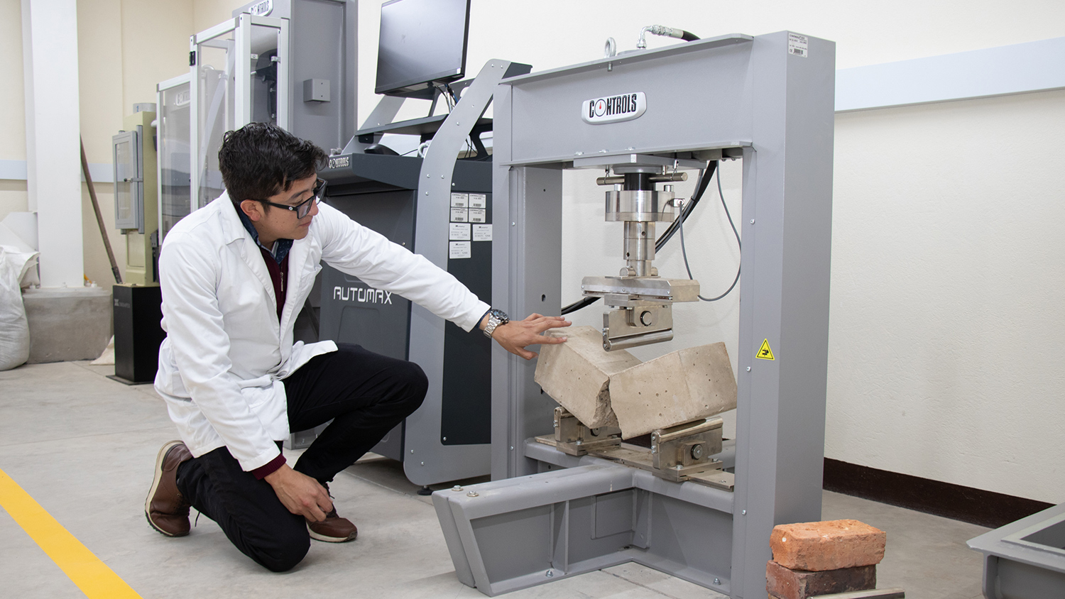 Laboratorio de Estructura y Materiales