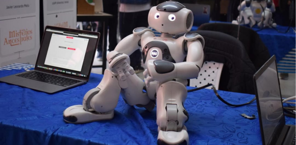 Durante la celebración de los 25 años del Premio a la Innovación, estudiantes de la Universidad de Boyacá presentaron proyectos tecnológicos. Foto: Universidad de Boyacá